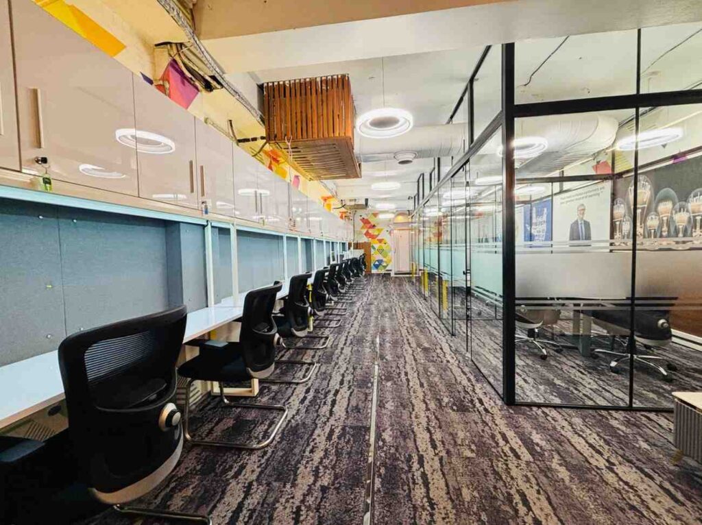 Luxury Furnished Office Space in Connaught Place for Rent
